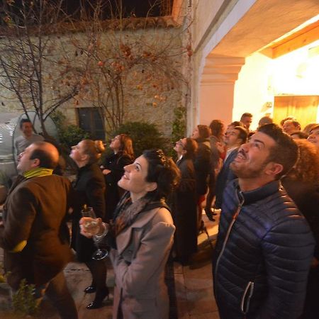 Abas Ristorante Pizzeria Affittacamere Ales Dış mekan fotoğraf
