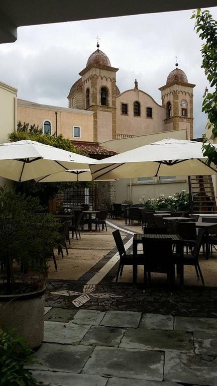Abas Ristorante Pizzeria Affittacamere Ales Dış mekan fotoğraf