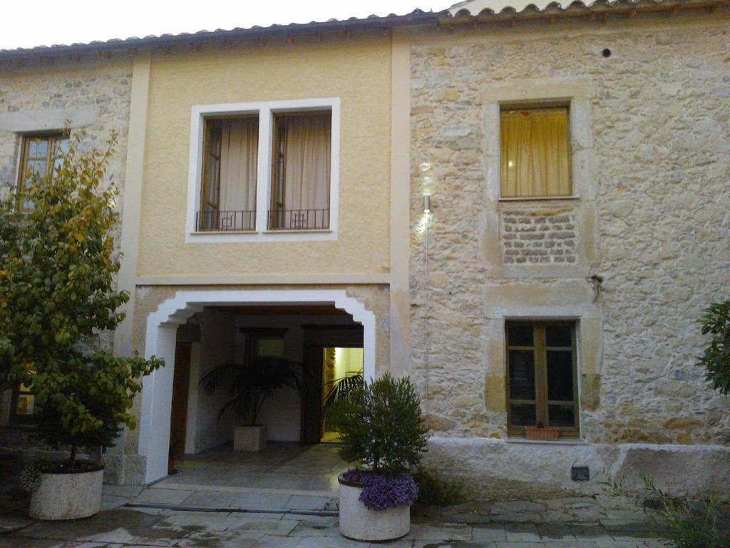 Abas Ristorante Pizzeria Affittacamere Ales Dış mekan fotoğraf